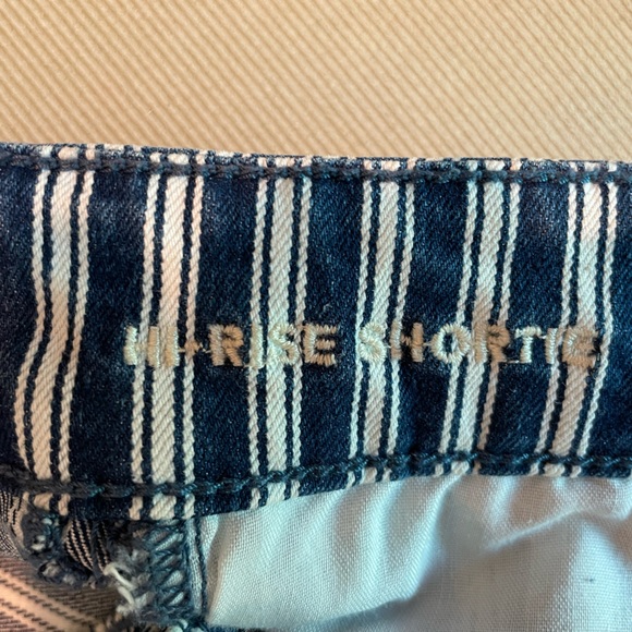 American Eagle Hi-Rise Shortie Blue & White Striped Shorts Size 0 - Picture 4 of 5